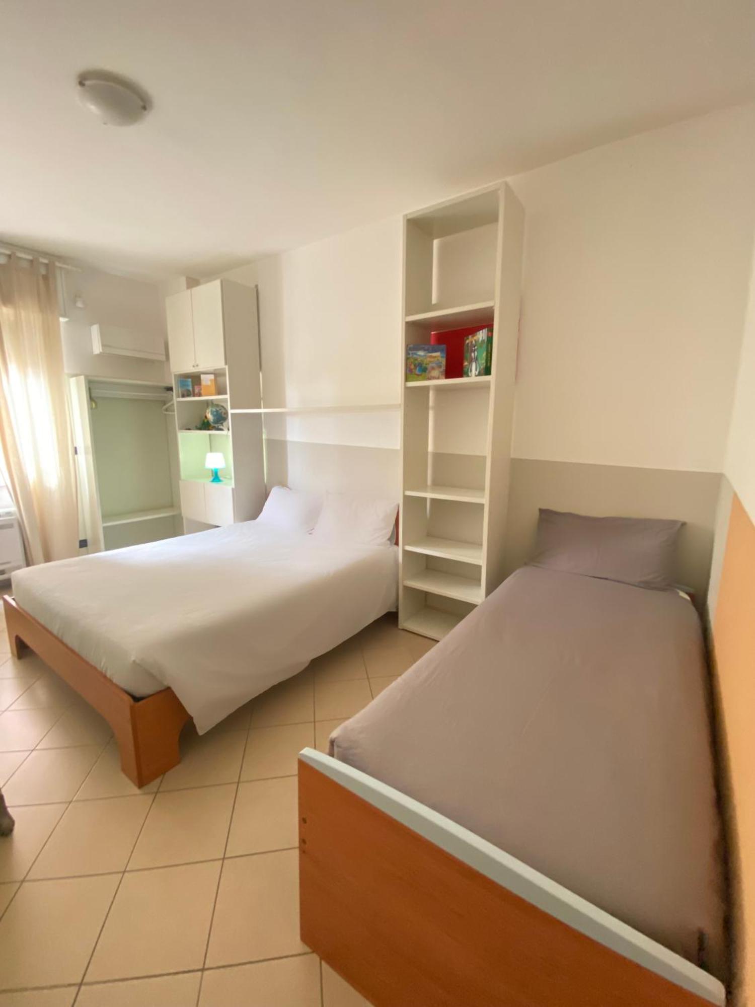 Babyaccommodation Family Comfort Pietra Ligure Exterior foto
